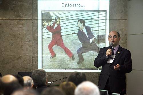Você está visualizando atualmente Deficiência na ação do Estado sobrecarrega o Judiciário, diz conselheiro