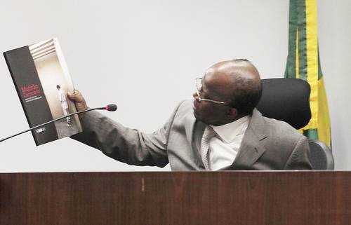 Você está visualizando atualmente Joaquim Barbosa vai priorizar combate à improbidade e retomar mutirões carcerários