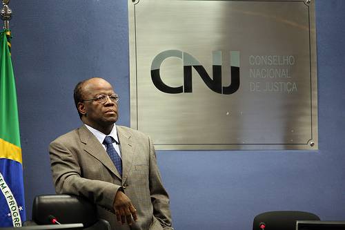 You are currently viewing Ministro Joaquim Barbosa abre Ano Judiciário nesta sexta-feira