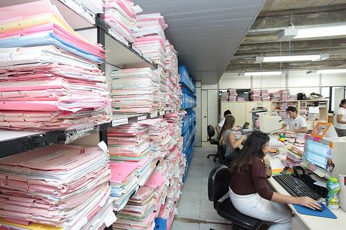 Você está visualizando atualmente Tribunais instalam núcleos voltados para repercussão geral e recursos repetitivos