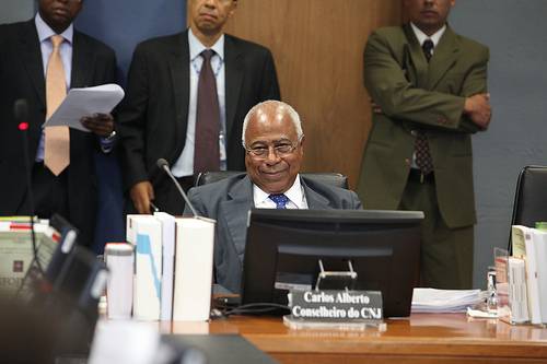 Read more about the article CNJ homenageia ministro que deixa o colegiado