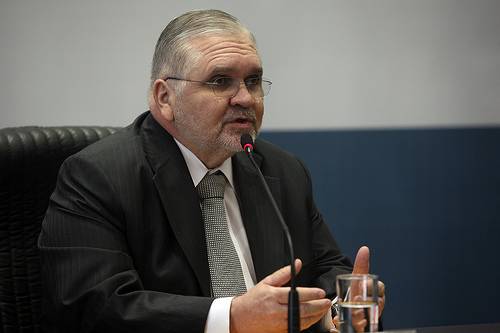 Você está visualizando atualmente Roberto Gurgel reforça união do CNJ e do CNMP contra a lavagem de dinheiro