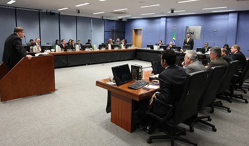 Você está visualizando atualmente CNJ aplica pena de remoção compulsória a juiz de SP, em revisão disciplinar