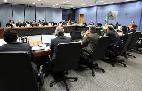 Você está visualizando atualmente Conselho mantém suspensão de remoções e promoções na Paraíba