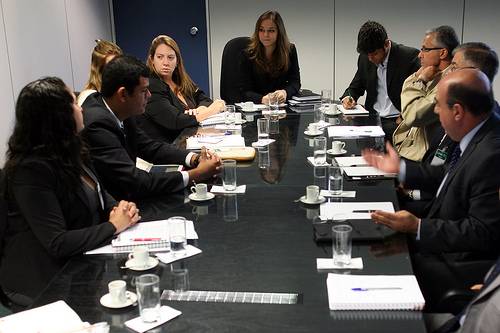 Read more about the article CNJ acerta com empresas aéreas medidas para melhorar atendimento nos aeroportos
