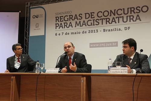 Você está visualizando atualmente CNJ discute realização de concursos para juiz por empresas terceirizadas