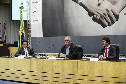 Você está visualizando atualmente Participantes da Conferência reconhecem a pouca habilidade dos operadores de Direito