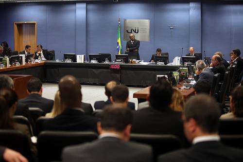 Você está visualizando atualmente Plenário do CNJ aprova nota técnica contra a PEC 37