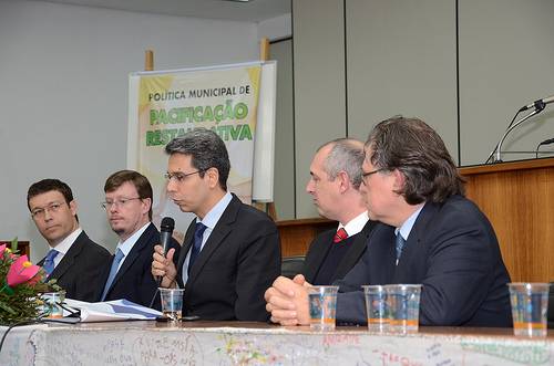 Você está visualizando atualmente Corregedor interino destaca importância do Judiciário gaúcho no estímulo à justiça restaurativa