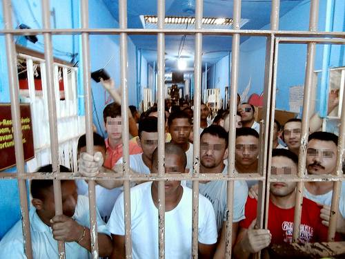 Read more about the article CNJ encontra estrutura precária e insegurança em unidade prisional do CE