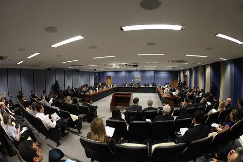 Read more about the article Plenário do CNJ decide abrir PAD e afastar desembargador de Roraima