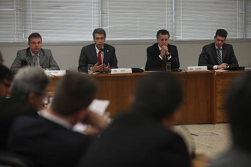 Você está visualizando atualmente Enasp poderá ter metas para combater violência a crianças e adolescentes