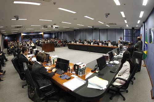 Read more about the article Limite de patrocínio a eventos do Judiciário vale também para empresas públicas