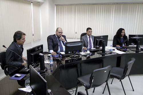 Leia mais sobre o artigo CNJ apura lentidão em processos contra prefeito do Amazonas acusado de pedofilia