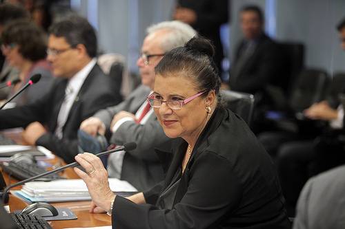 Você está visualizando atualmente Conselheira parabeniza mulheres e lembra a atuação do CNJ contra a violência doméstica