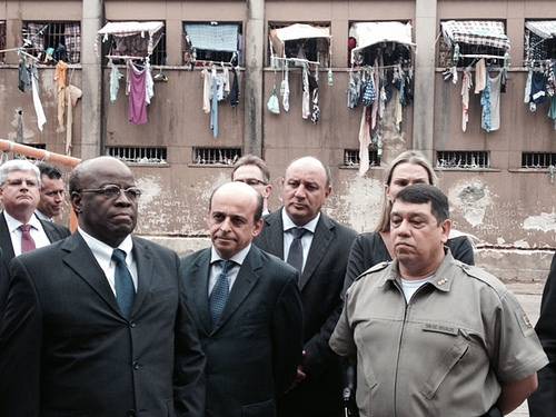 Você está visualizando atualmente Ministro Joaquim Barbosa afirma que situação do Presídio Central é muito grave