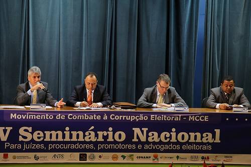 Read more about the article Conselheiro do CNJ debate prazo de inelegibilidade para candidatos ficha suja