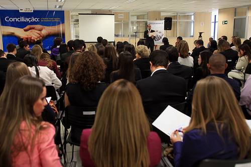 Você está visualizando atualmente Conselho promove curso para formar instrutores em mediação