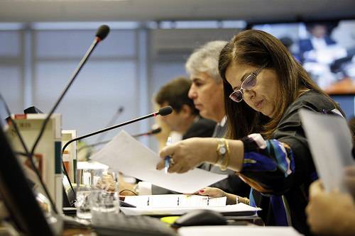 Leia mais sobre o artigo CNJ suspende concurso para cartório no Pará