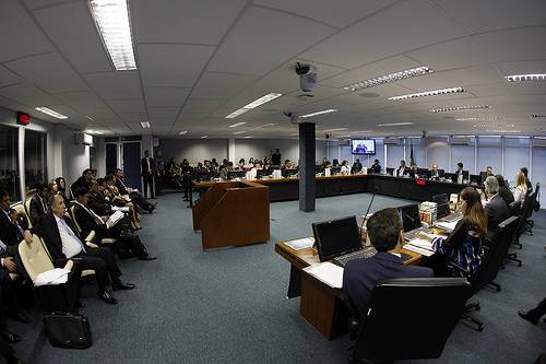Você está visualizando atualmente Ratificada liminar que suspende concurso público para cartório em Rondônia