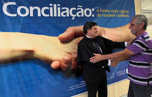 Leia mais sobre o artigo Conselho consultivo vai auxiliar na adoção de mecanismos alternativos para solução de litígios