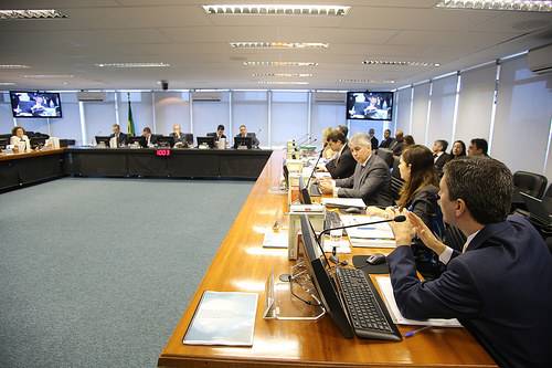 Você está visualizando atualmente CNJ poderá dar resposta uniforme sobre pagamento de auxílio-moradia a magistrados