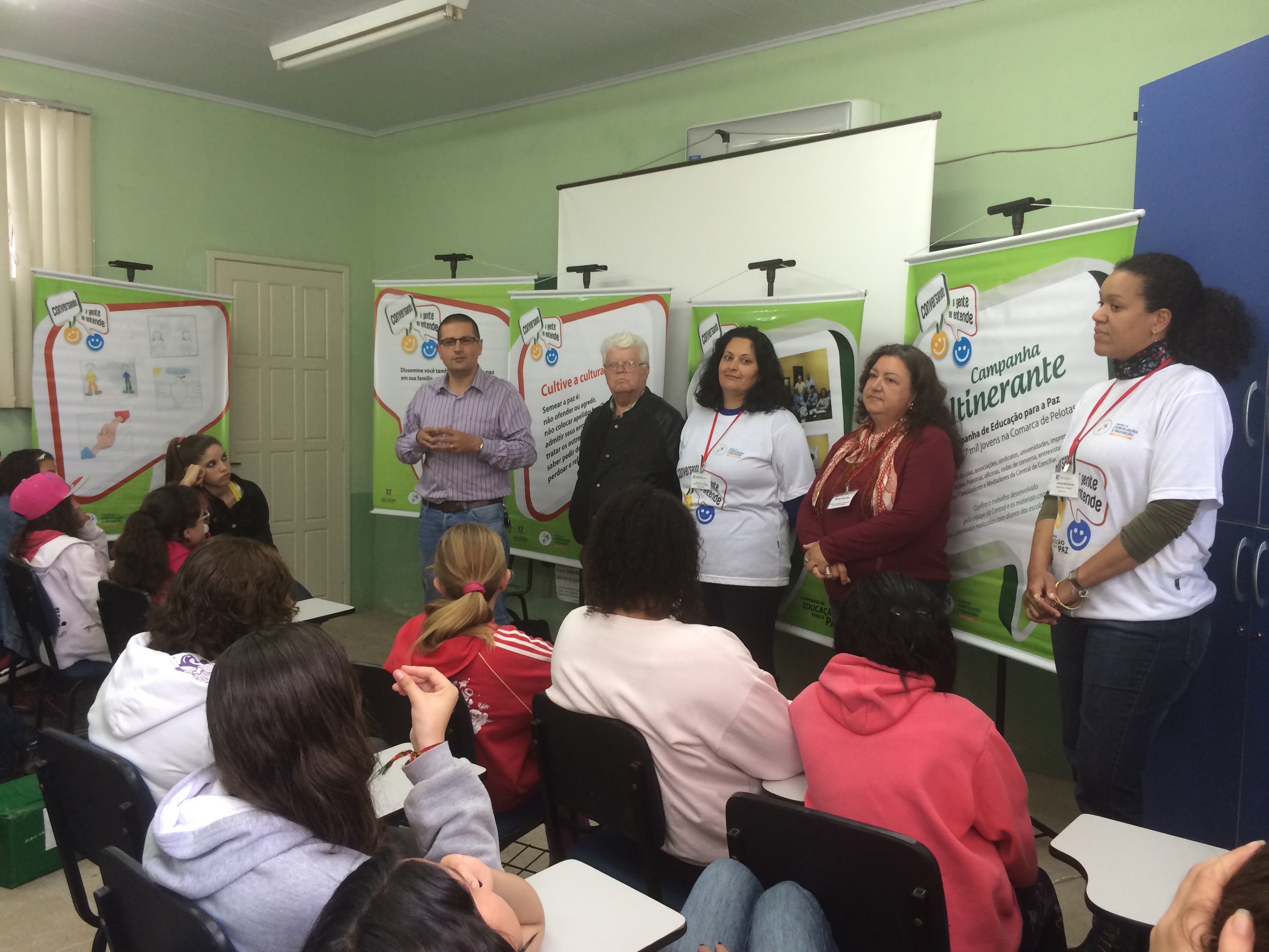 Você está visualizando atualmente Campanha de educação para a paz itinerante é inaugurada no Sul