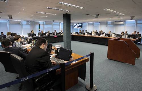 Você está visualizando atualmente Sessão plenária do CNJ julga 12 processos