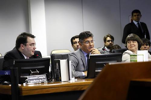 Você está visualizando atualmente Uso do detector de metais é obrigatório para todos, decide CNJ
