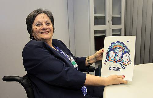Você está visualizando atualmente Maria da Penha discute políticas de combate à violência doméstica no CNJ