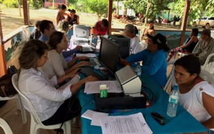 Você está visualizando atualmente Justiça do Pará garante sobrenome a indígenas em audiência em aldeia