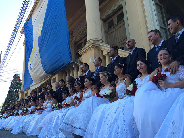Você está visualizando atualmente TJ e prefeitura recebem inscrições para casamento coletivo em Pelotas