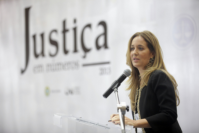 Você está visualizando atualmente Corregedora se despede dos juízes Soníria D’Assunção e Cezar Bandiera