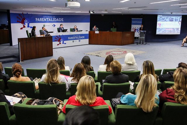 Você está visualizando atualmente Versão online auxiliará na difusão das oficinas de parentalidade