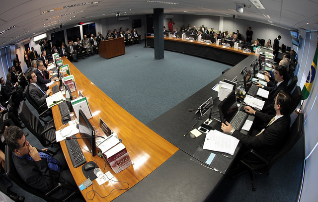 Você está visualizando atualmente Conselho ratifica liminar que suspende transferências de varas na Bahia