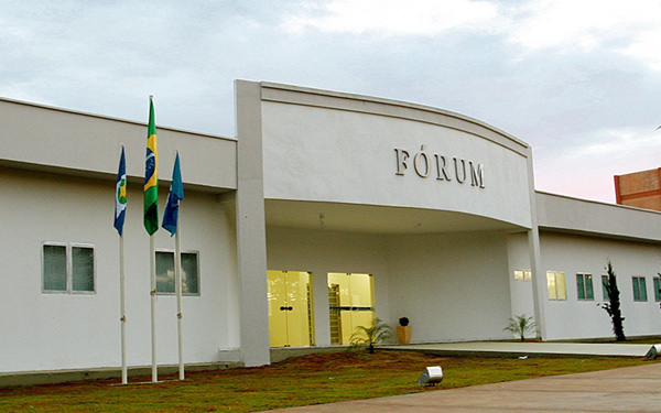 Você está visualizando atualmente Cejusc de Água Boa fecha ano de 2015 com R$ 6,6 milhões negociados