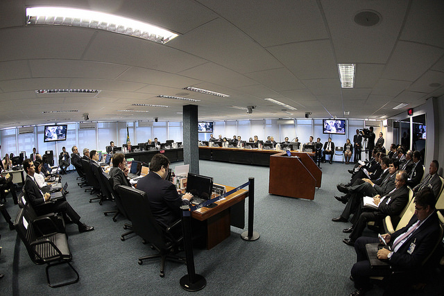Você está visualizando atualmente Suspeita sobre procedimento suspende aposentadoria compulsória no TJCE