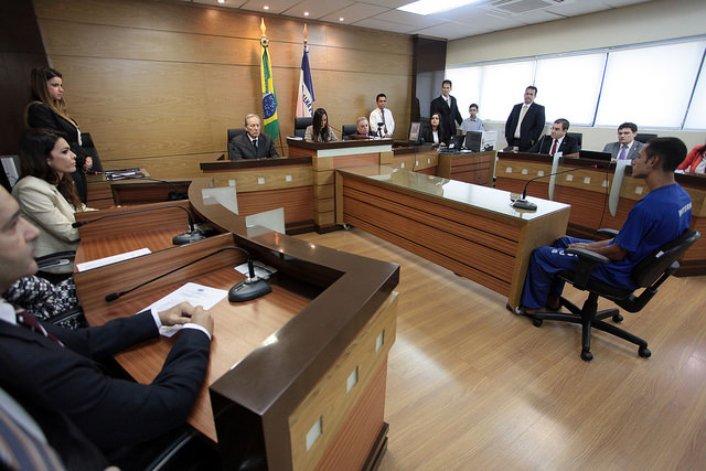 Você está visualizando atualmente Judiciário capixaba leva audiência de custódia a comarcas do interior