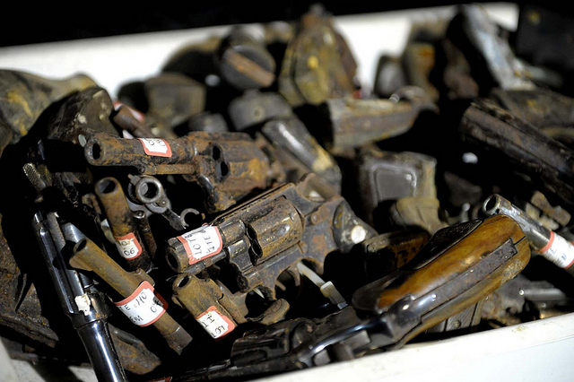 Read more about the article Justiça prepara destruição de 108 armas de fogo de inquéritos no AM