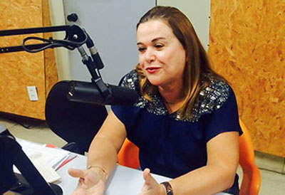 Juíza baiana tira dúvidas sobre violência doméstica no rádioCrédito: Divulgação/TJBA