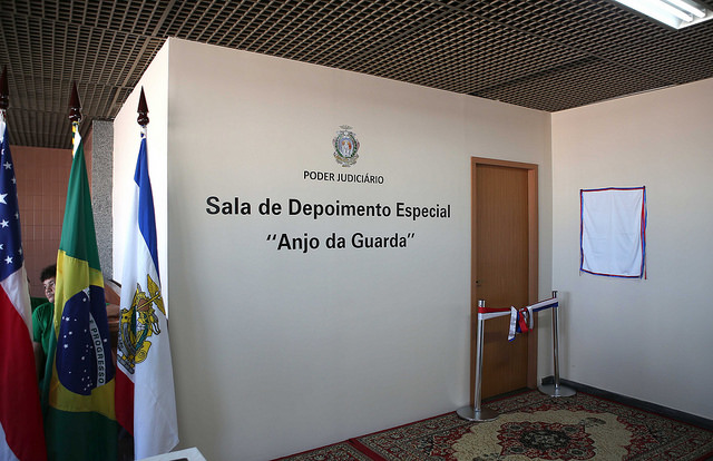 Foto da sala de depoimento especial no Tribunal de Justiça do Amazonas (TJAM), em Manaus (AM)
