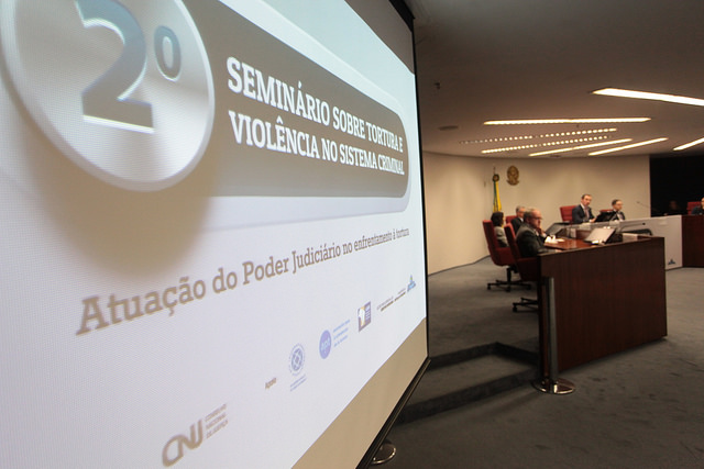 Você está visualizando atualmente Judiciário deve ser proativo no combate à tortura, dizem especialistas