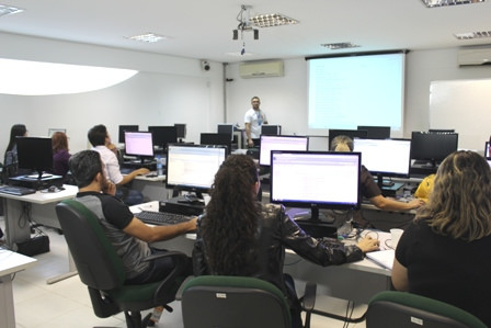 Você está visualizando atualmente Magistrados e assessores mato-grossenses recebem treinamento no PJe