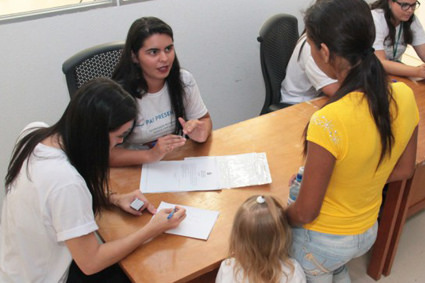 Você está visualizando atualmente Projeto Pai Presente reconhece 112 crianças em escolas de Fortaleza