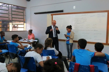 Você está visualizando atualmente Projeto leva conhecimentos sobre direitos a 3 mil alunos no Amazonas