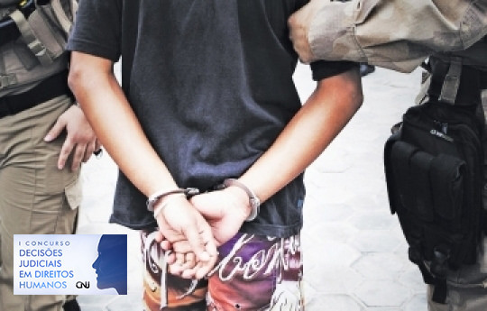 Você está visualizando atualmente Sentença que pune policiais por tortura ganha prêmio de direitos humanos do CNJ