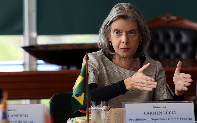 Você está visualizando atualmente Em tom duro, Cármen Lúcia critica  dados precários dos tribunais