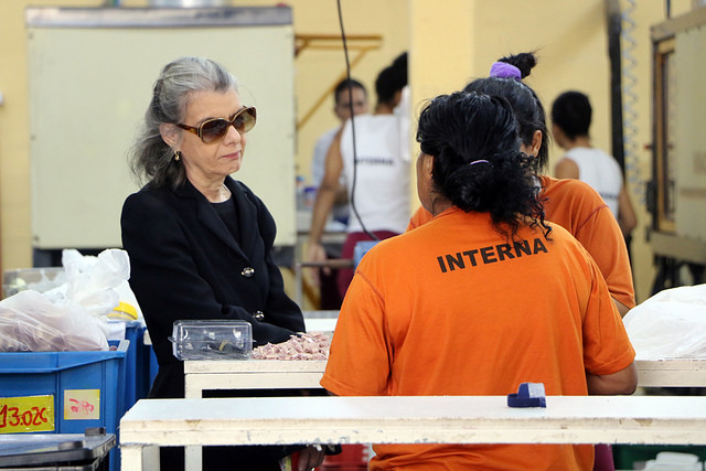 Você está visualizando atualmente Ministra Cármen Lúcia inspeciona presídios do Espírito Santo