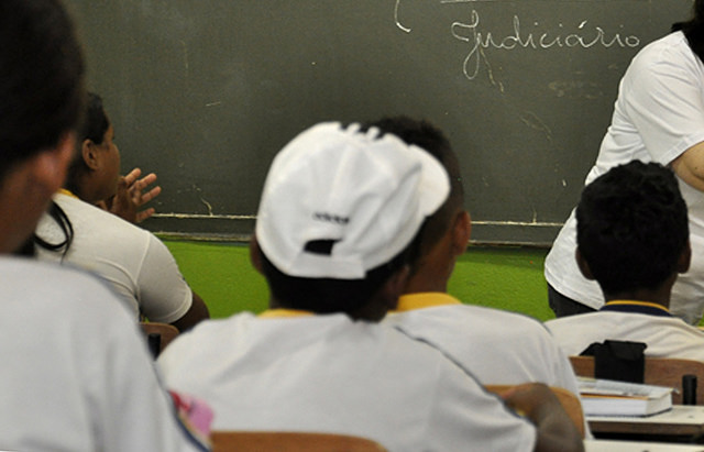 Justiu00e7a de Uniu00e3o da Vitu00f3ria/PR alcanu00e7ou um u00edndice de 40% de retorno de crianu00e7as e adolescentes u00e0 escola.FOTO: Jocil Serra/Agu00eancia Phocus