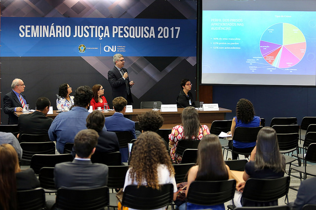 Pesquisa do Fu00f3rum Brasileiro de Seguranu00e7a Pu00fablica u00e9 discutida com tu00e9cnicos do CNJ. FOTO: Luiz Silveira/Agu00eancia CNJ
